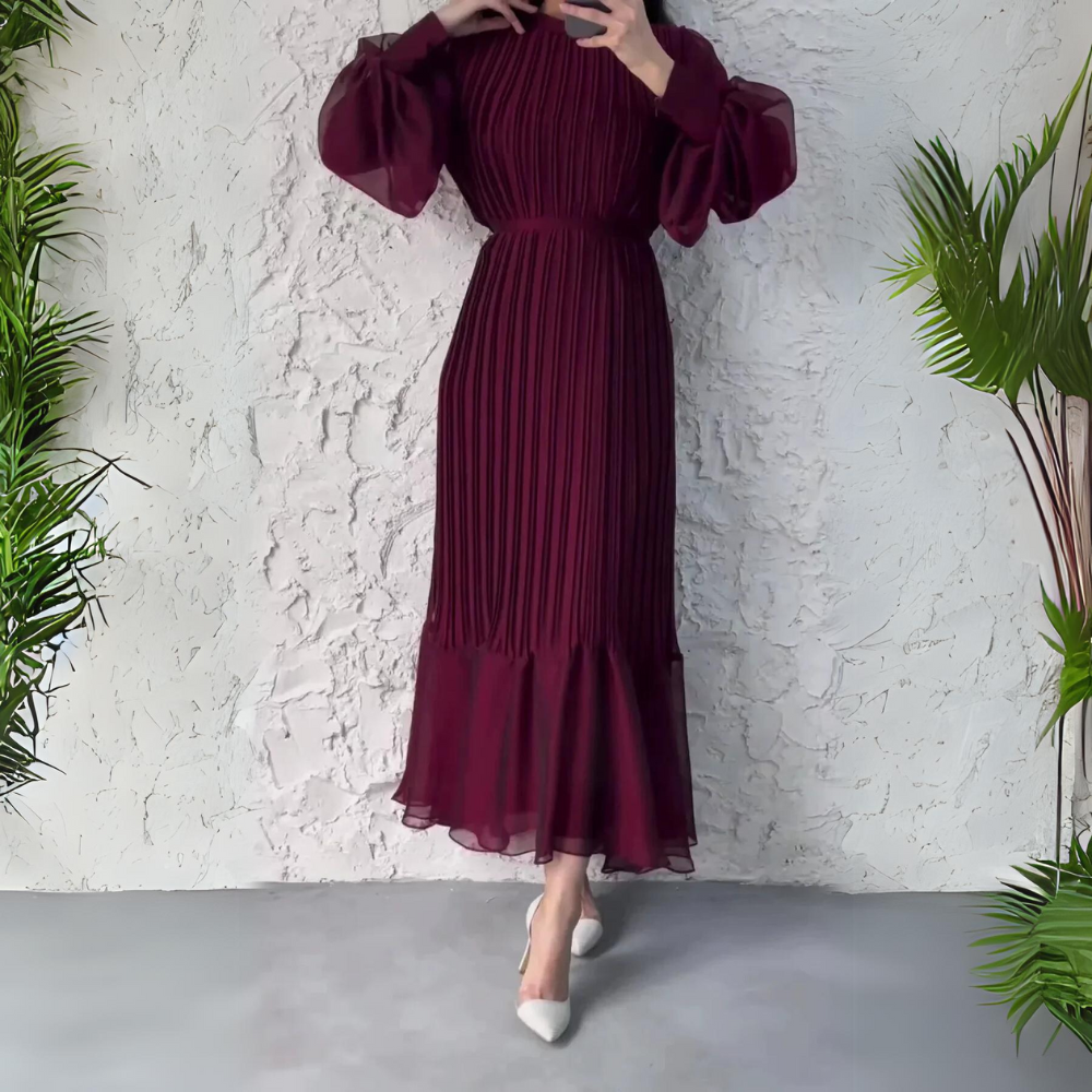 Hazel - Robe Élégante Plissée