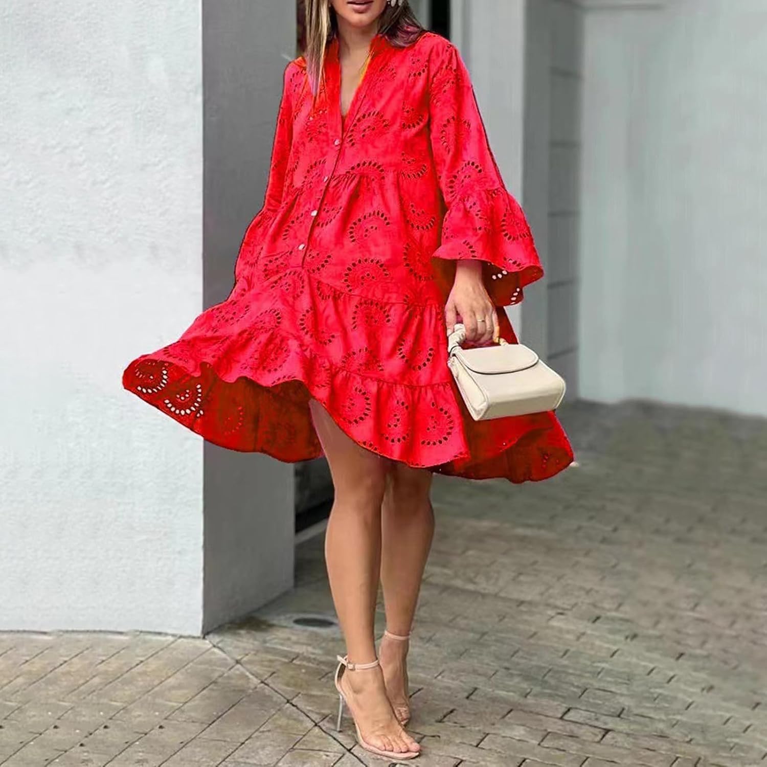 Lydia - Robe à Détails Oeillets